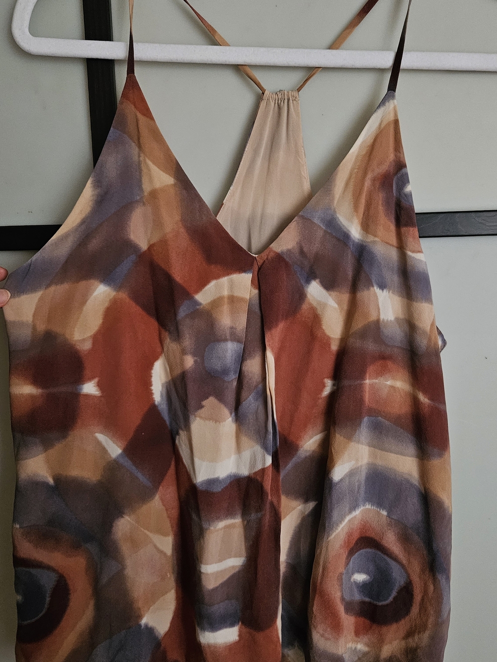 Alice + Olivia Abstract Rust Multi V-Neck Cami